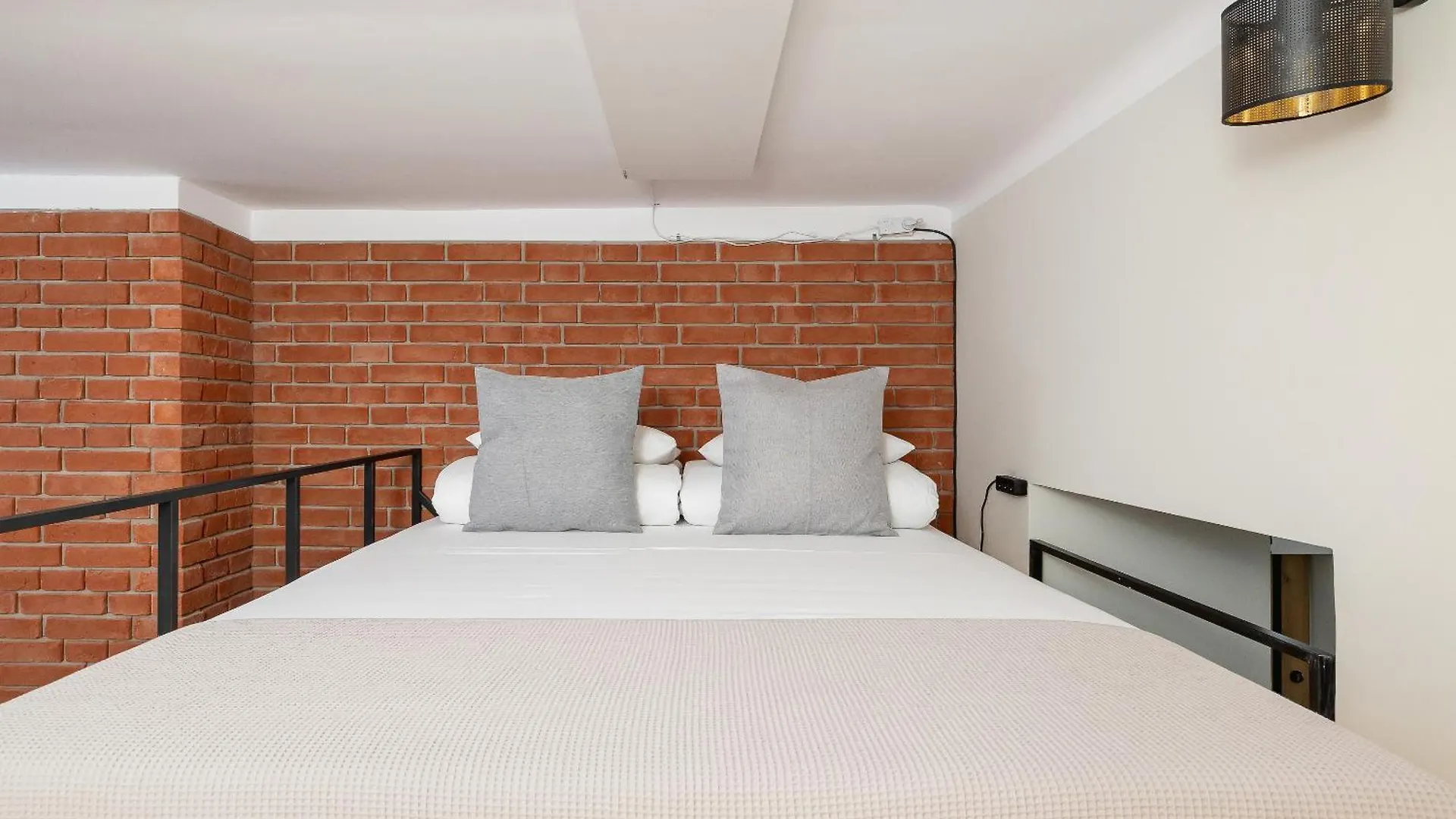Studio Apartment - Berka Joselewicza 5 Street Krakow Poland